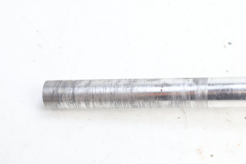 photo de HANDLEBAR PEUGEOT LUDIX BLASTER 50 (2006 - 2014) - Zoom on usage condition
