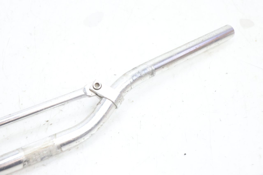 photo de HANDLEBAR PEUGEOT LUDIX BLASTER 50 (2006 - 2014) - Alternative perspective