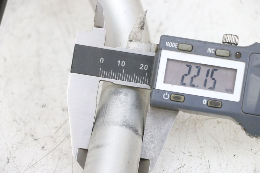 photo de HANDLEBAR RIEJU MRT 50 (2018 - 2021) - Component detail