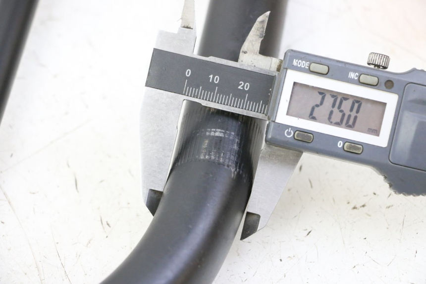 photo de HANDLEBAR APOLLO RFZ 125 - Technical close-up