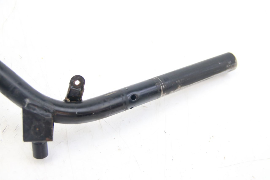 photo de HANDLEBAR APRILIA SCARABEO 4T 50 (2009 - 2017) - Zoom on usage condition