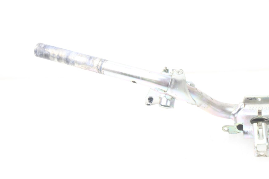 photo de HANDLEBAR APRILIA SR 2T 50 (2018 - 2022) - Technical close-up