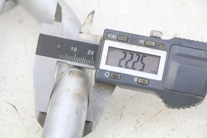 photo de HANDLEBAR YAMAHA TTR 125 (2000 - 2020) - Component detail