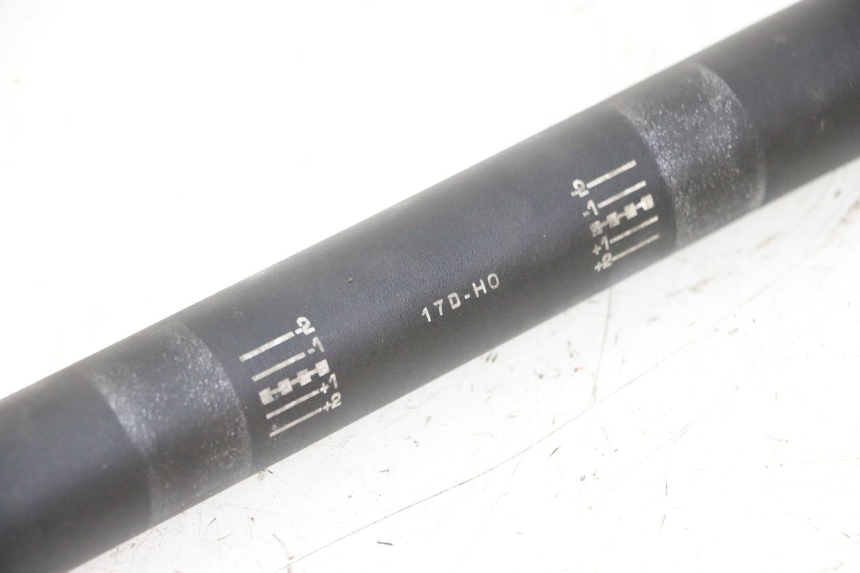 photo de HANDLEBAR YAMAHA YZF YZ-F 450 (2014 - 2016) - Zoom on usage condition