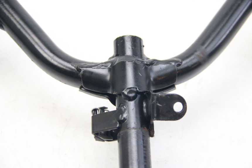 photo de HANDLEBAR PIAGGIO ZIP 4T 50 (2018 - 2020) - High-resolution close-up