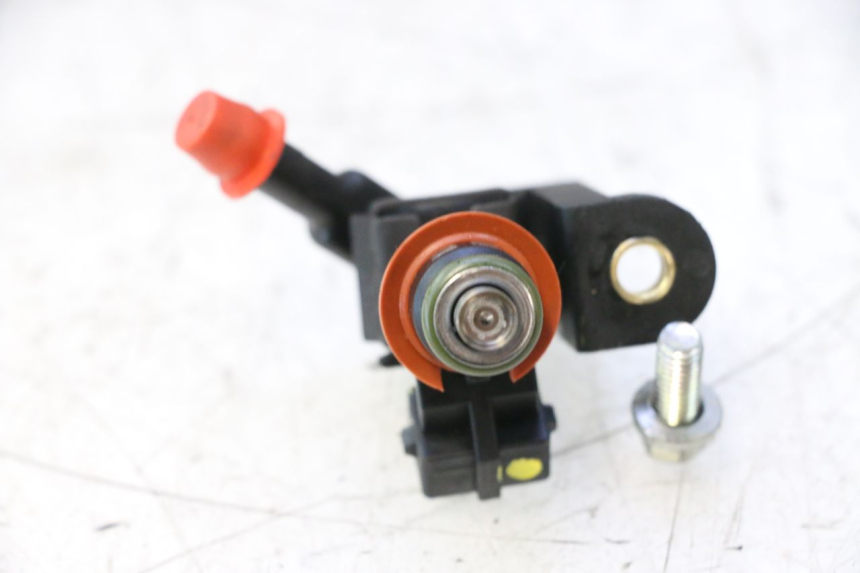 photo de FUEL INJECTOR KYMCO AGILITY CITY 16P 125 (2015 - 2024) - Alternative perspective