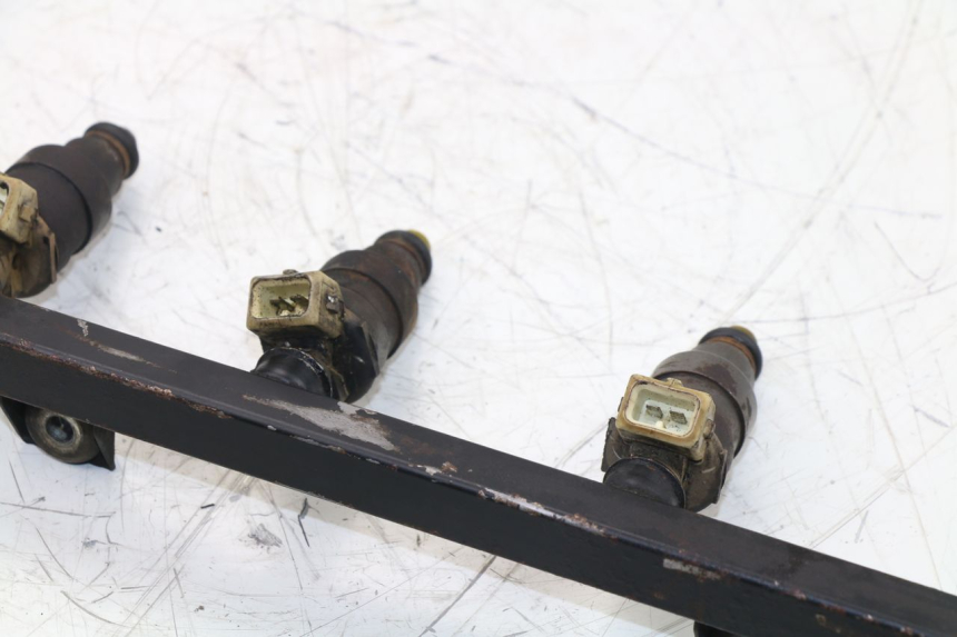 photo de INJECTOR BMW K100 1000 (1982 - 1990) - Additional view of the item