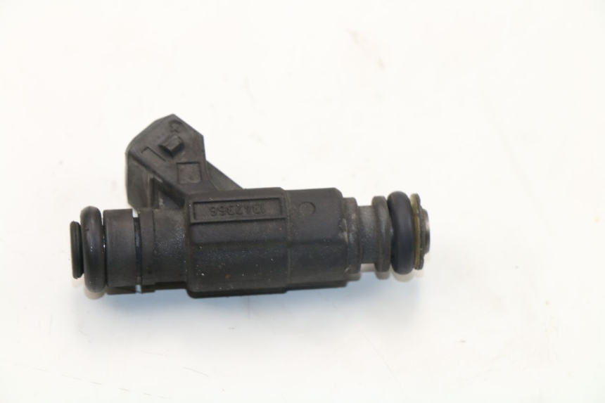 photo de FUEL INJECTOR BMW R GS 1150 (1999 - 2004) - Alternative perspective