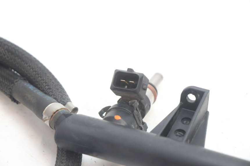 photo de FUEL INJECTOR BMW C SPORT 650 (2015 - 2021) - Technical close-up