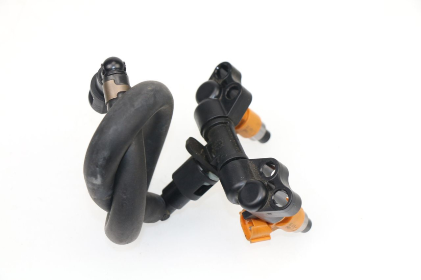 photo de FUEL INJECTOR HONDA CB F CBF ABS 500 (2013 - 2015) - Alternative perspective