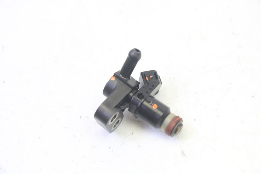 photo de INJECTOR HONDA FES S-WING SWING ABS 125 (2007 - 2015) - Main view