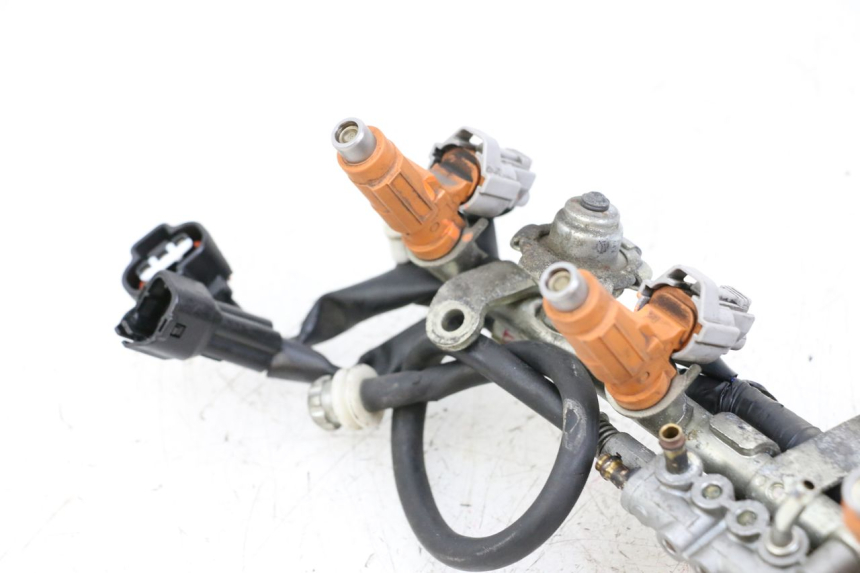 photo de FUEL INJECTOR YAMAHA FJR ABS 1300 (2006 - 2012) - Technical close-up