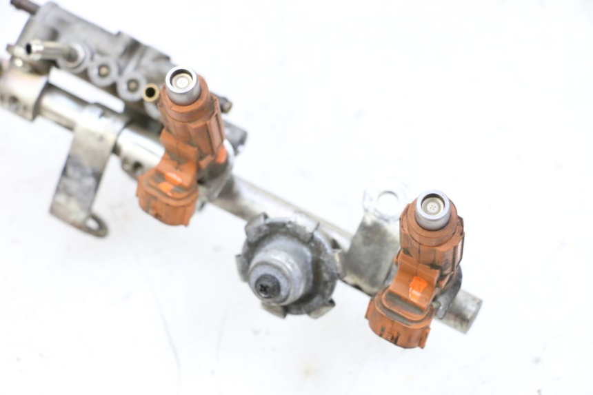 photo de FUEL INJECTOR YAMAHA FJR ABS 1300 (2006 - 2012) - Zoom on usage condition