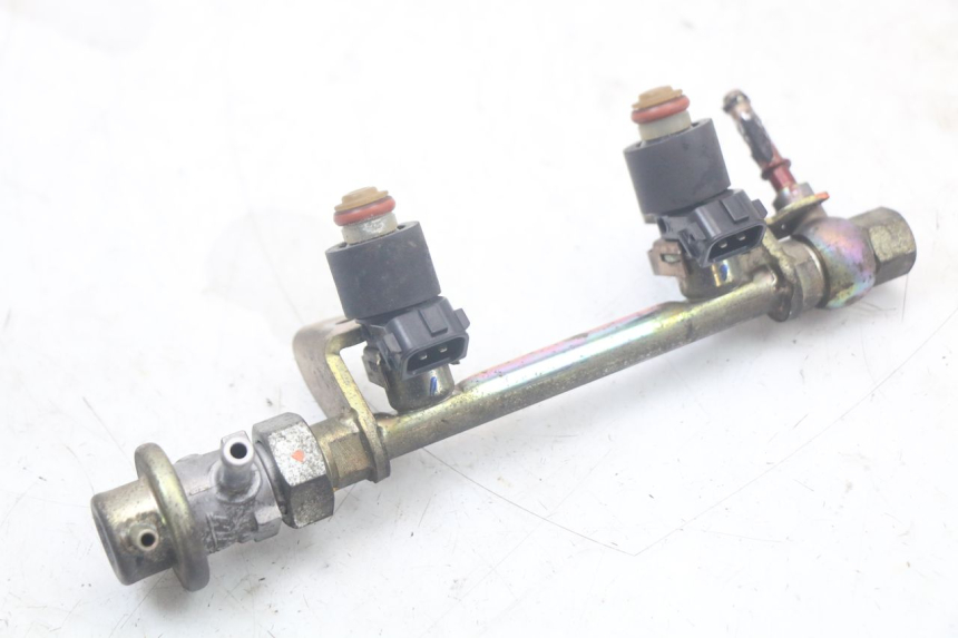 photo de FUEL INJECTOR HONDA FJS SILVERWING SILVER WING 600 (2001 - 2010) - Fixing points details