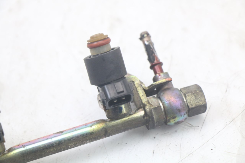 photo de FUEL INJECTOR HONDA FJS SILVERWING SILVER WING 600 (2001 - 2010) - Checked used part