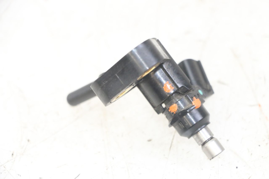 photo de FUEL INJECTOR HONDA FORZA ABS 300 (2013 - 2017) - Main view