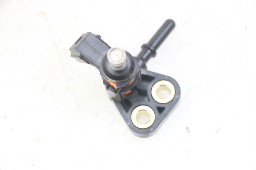 photo de FUEL INJECTOR HONDA FORZA ABS 300 (2013 - 2017) - Component detail