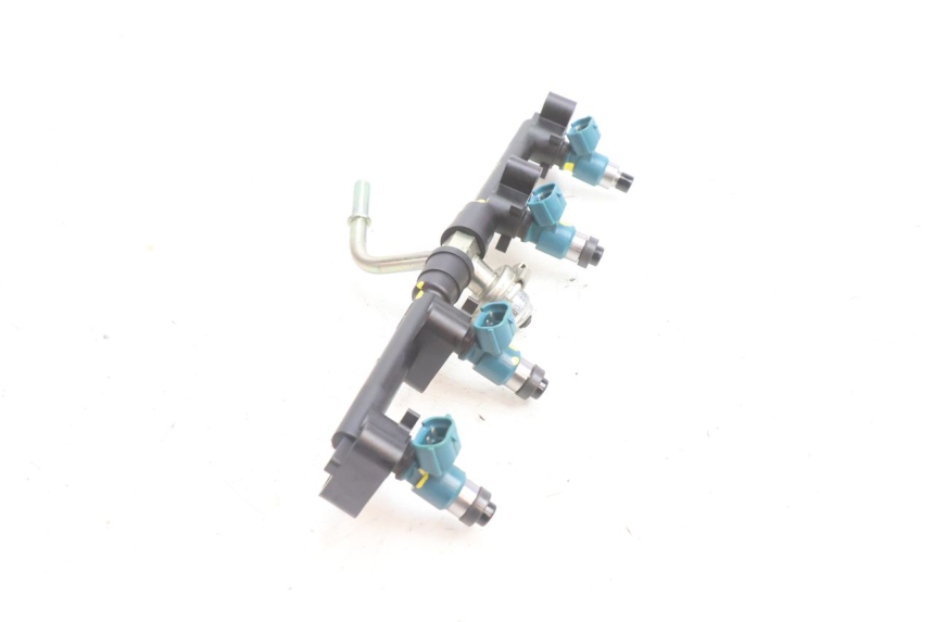 photo de FUEL INJECTOR YAMAHA FZ8 800 (2010 - 2016) - Zoom on usage condition
