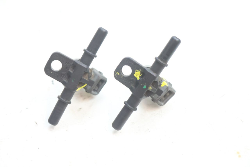 photo de INJECTOR GILERA GP 800 (2007 - 2013) - Technical close-up