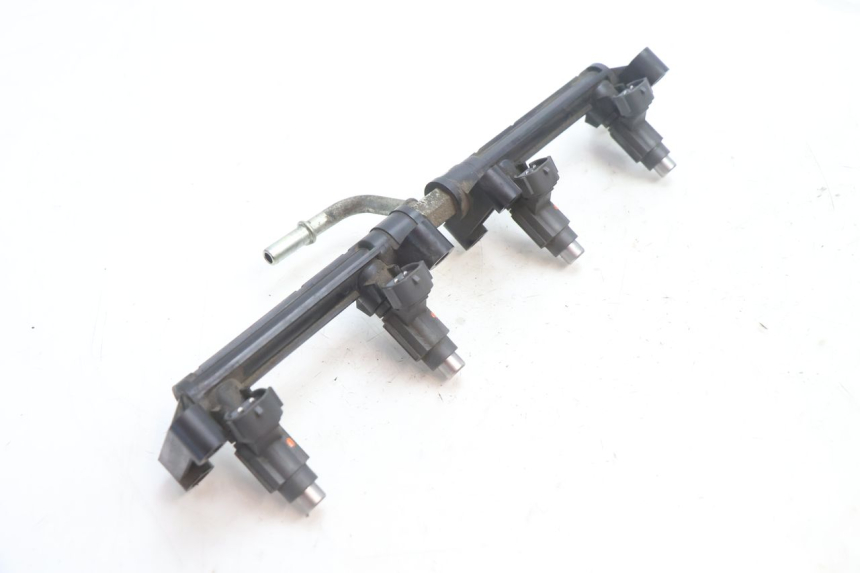 photo de FUEL INJECTOR SUZUKI GSR 600 (2005 - 2012) - Component detail