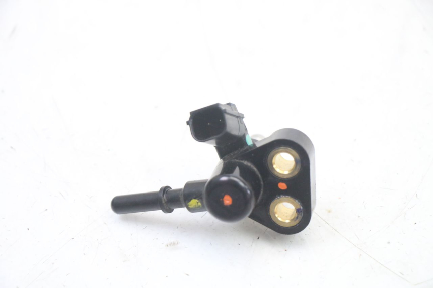 photo de FUEL INJECTOR HONDA PCX (JF57/JF64) 125 (2014 - 2018) - Alternative perspective