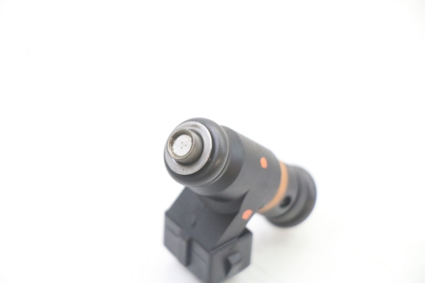 photo de FUEL INJECTOR LONGJIA SHARPY 125 (2020 - 2024) - Zoom on usage condition