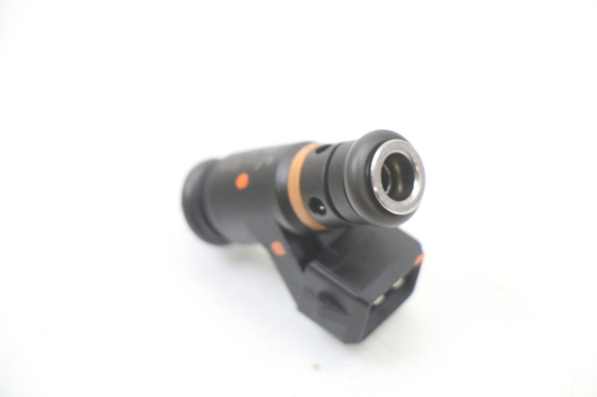 photo de FUEL INJECTOR LONGJIA SHARPY 125 (2020 - 2024) - Alternative perspective