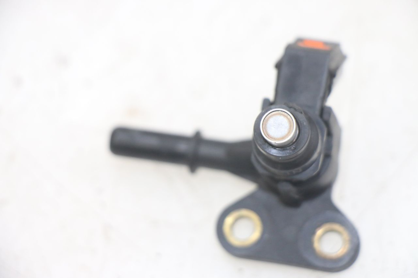 photo de INJECTOR PIAGGIO MEDLEY 125 (2016 - 2023) - Alternative perspective