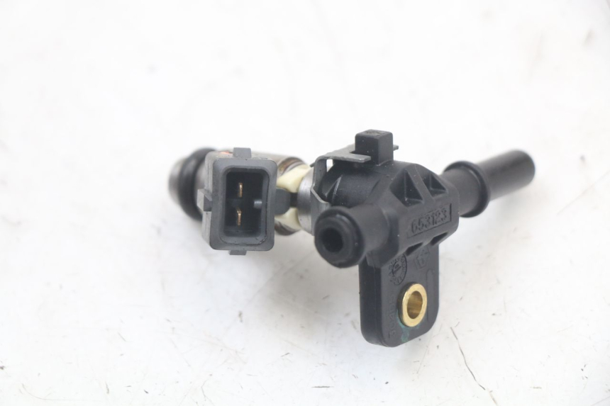photo de FUEL INJECTOR PIAGGIO MP3 HPE 350 (2018 - 2020) - Component detail
