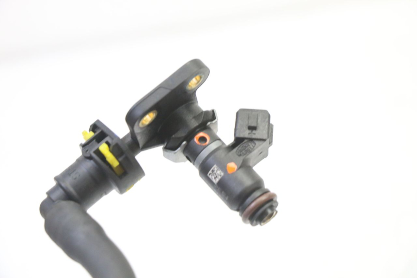 photo de FUEL INJECTOR PIAGGIO MP3 HPE 310 (2024 - 2025) - Fixing points details
