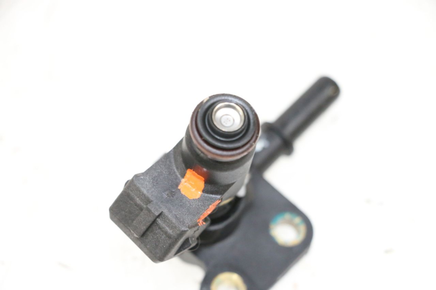 photo de FUEL INJECTOR PIAGGIO MP3 HPE 300 (2019 - 2026) - Zoom on usage condition