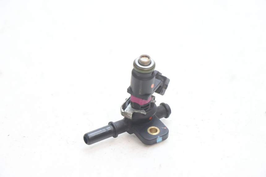 photo de INJECTOR PIAGGIO MP3 LT 300 (2010 - 2016) - Alternative perspective