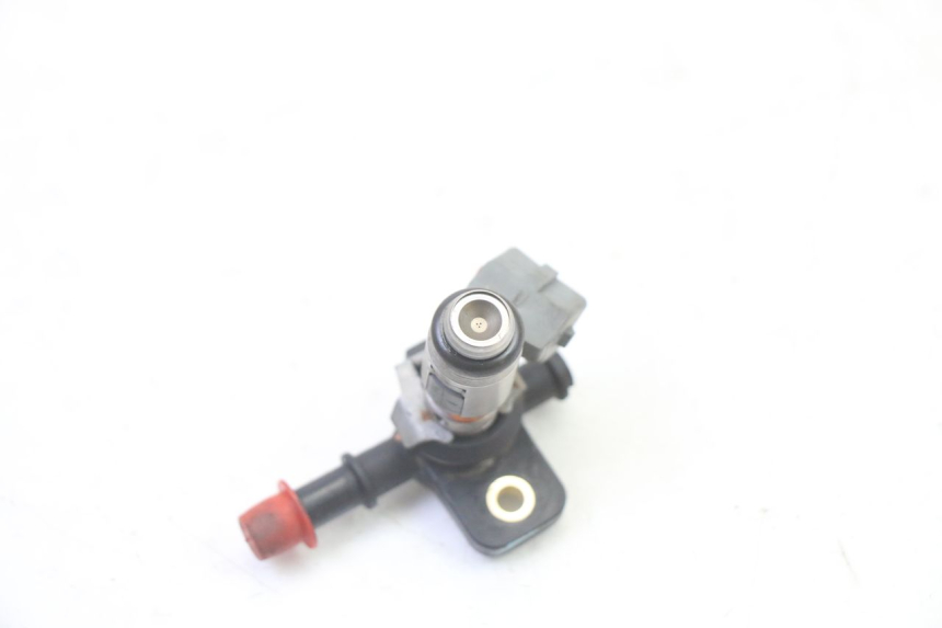 photo de INJECTOR PIAGGIO MP3 RL 250 (2006 - 2010) - Fixing points details