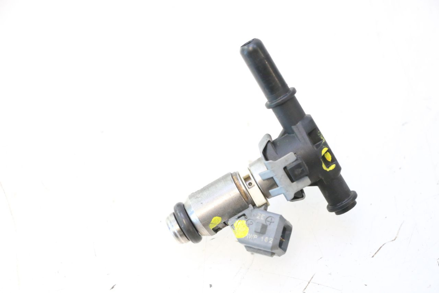 photo de FUEL INJECTOR PIAGGIO MP3 500 (2016 - 2018) - Component detail