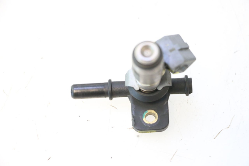 photo de FUEL INJECTOR PIAGGIO MP3 500 (2016 - 2018) - Zoom on usage condition
