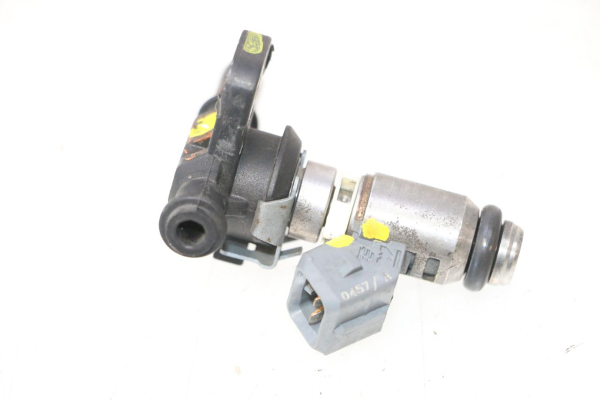 photo de FUEL INJECTOR PIAGGIO MP3 500 (2016 - 2018) - Fixing points details