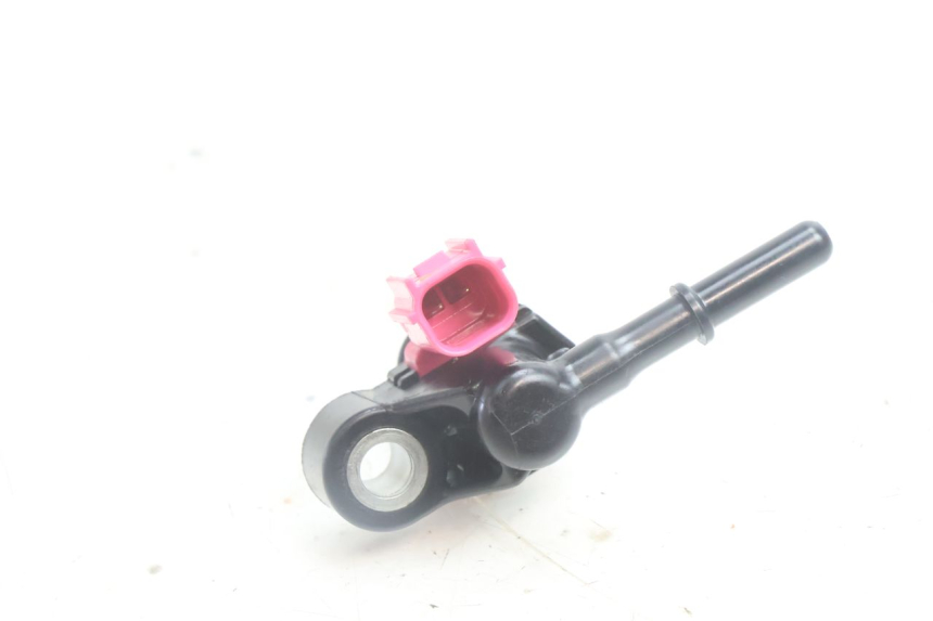 photo de FUEL INJECTOR YAMAHA N-MAX NMAX 125 (2021 - 2024) - Zoom on usage condition
