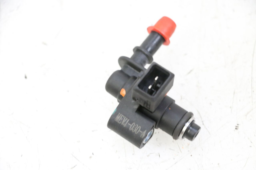 photo de FUEL INJECTOR JM MOTORS OLDIES GT 4T 50 (2018 - 2025) - Zoom on usage condition