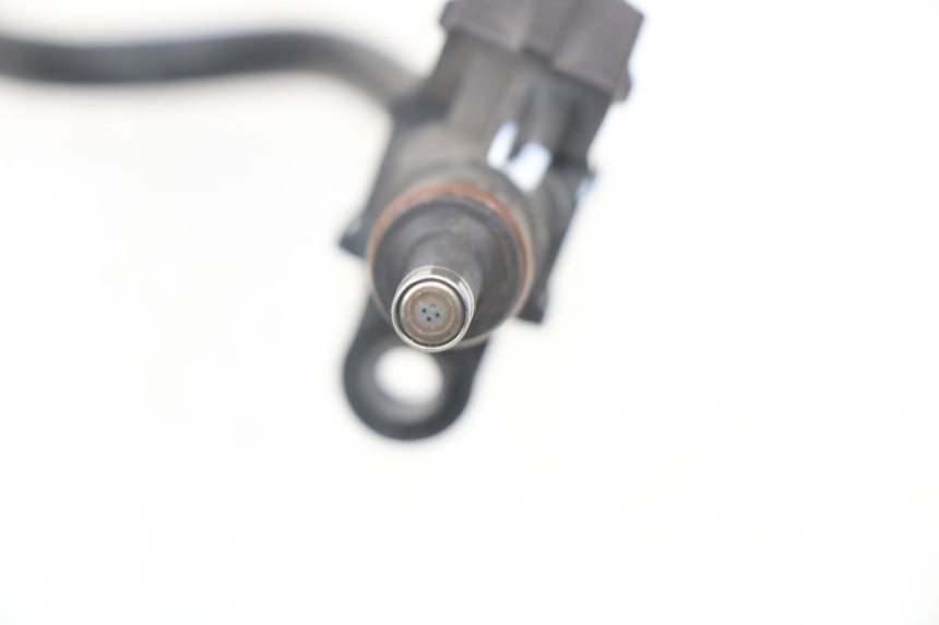 photo de FUEL INJECTOR BMW R GS 1200 (2005 - 2007) - Component detail