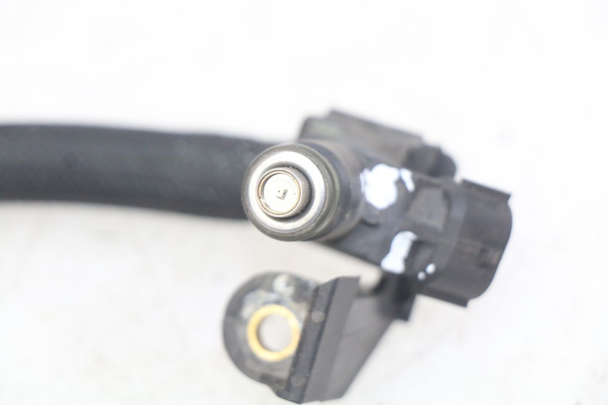 photo de INJECTOR PEUGEOT SATELIS 125 (2006 - 2009) - Technical close-up