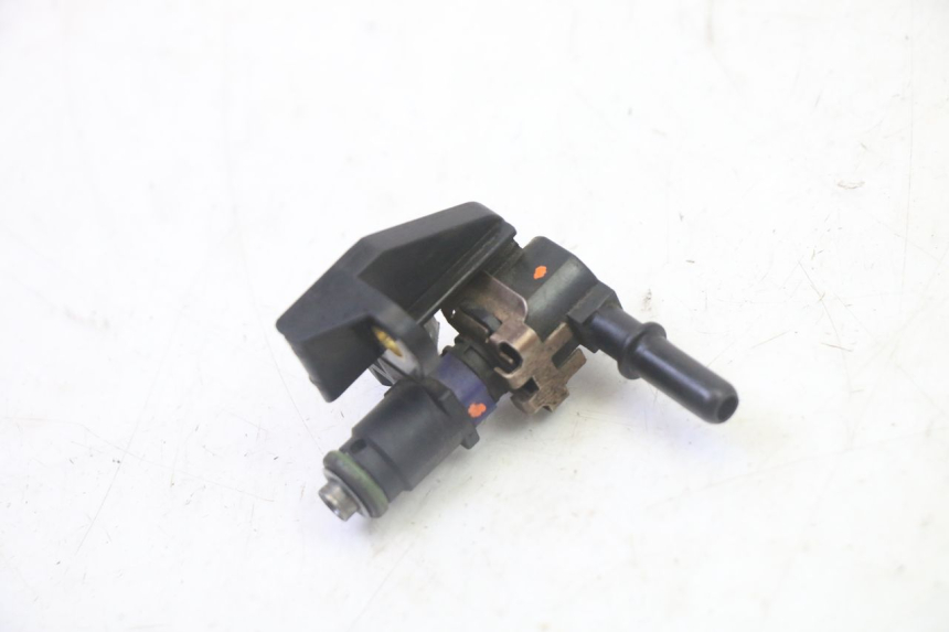 photo de FUEL INJECTOR PEUGEOT SATELIS 125 (2013 - 2018) - Component detail