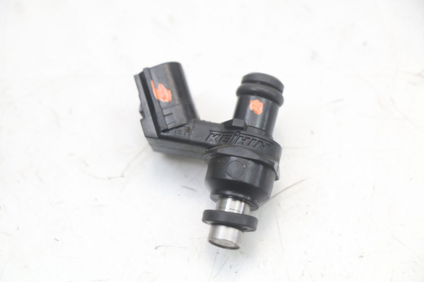 photo de FUEL INJECTOR SUZUKI BURGMAN 125 (2018 - 2021) - Main view