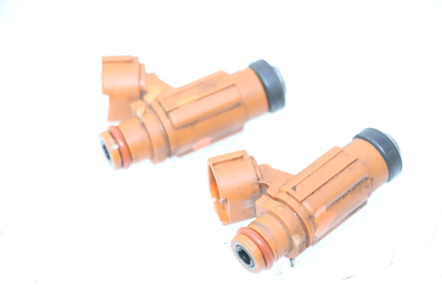 photo de FUEL INJECTOR SUZUKI SV S 650 (2003 - 2009) - Technical close-up