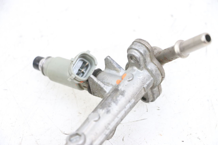 photo de FUEL INJECTOR YAMAHA TDM ABS 900 (2002 - 2014) - Markings and original references