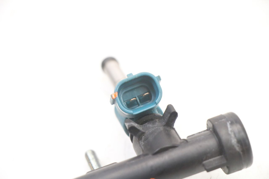 photo de FUEL INJECTOR YAMAHA TRACER 7 700 (2020 - 2024) - Technical close-up