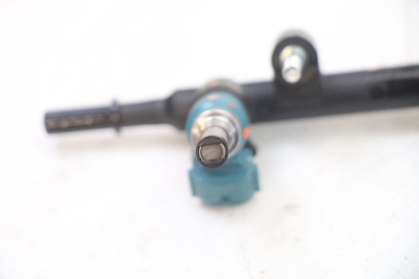 photo de FUEL INJECTOR YAMAHA TRACER 7 700 (2020 - 2024) - Surface and material condition