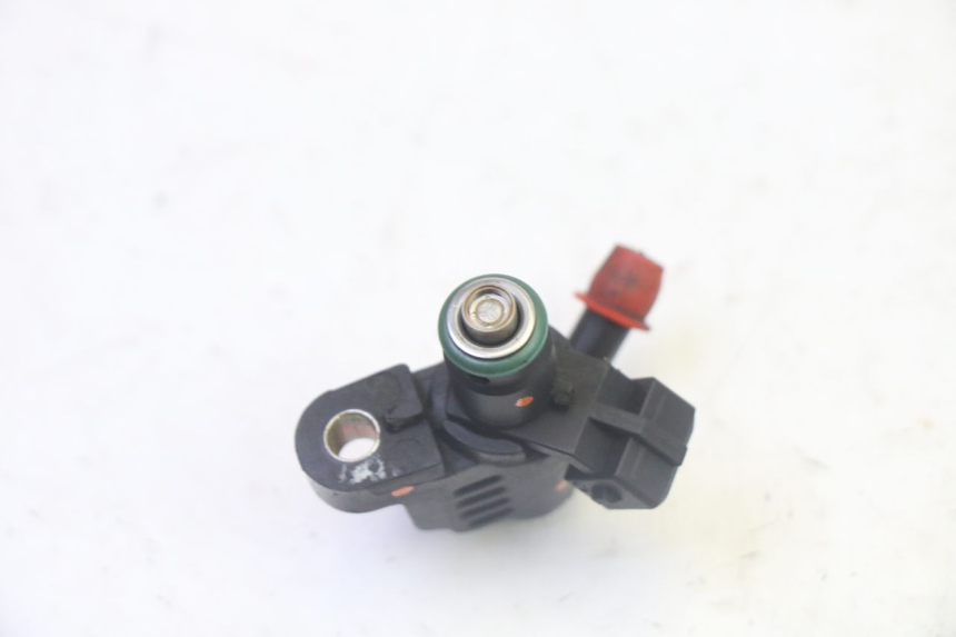 photo de FUEL INJECTOR PEUGEOT TWEET PRO CARGO 50 (2018 - 2022) - Technical close-up