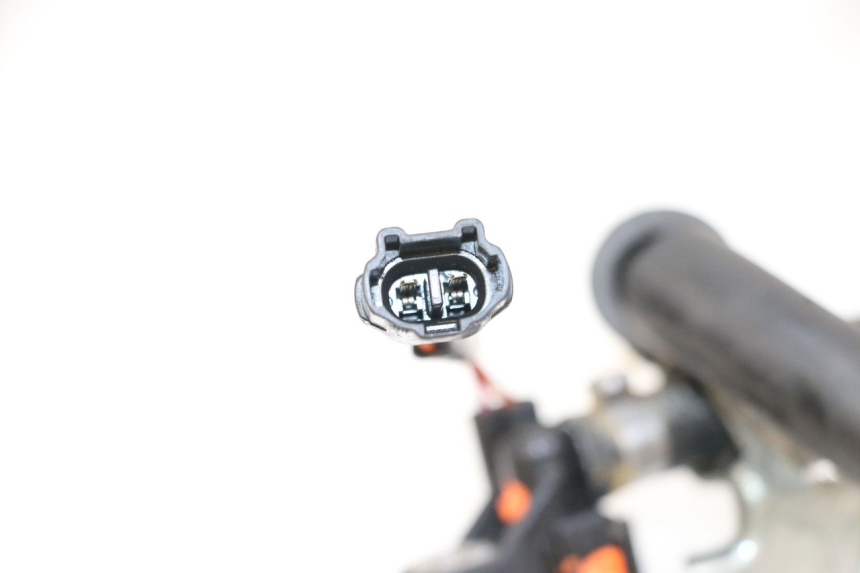 photo de INJECTOR YAMAHA X-MAX XMAX 125 (2010 - 2013) - Alternative perspective