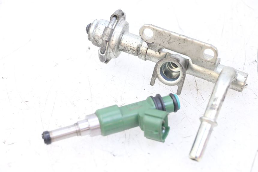 photo de INJECTOR YAMAHA XT X 660 (2004 - 2016) - Fixing points details