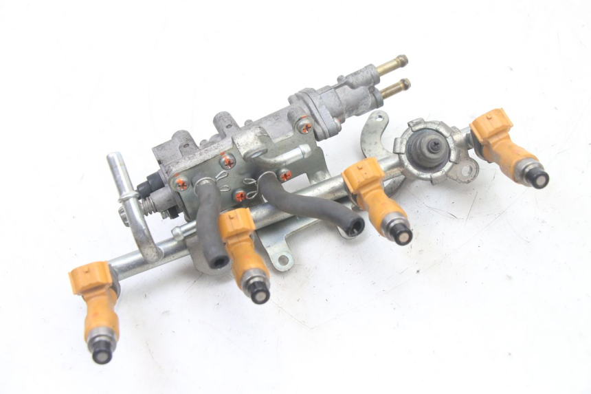 photo de FUEL INJECTOR YAMAHA FZ6 FAZER S2 600 (2007 - 2011) - Technical close-up